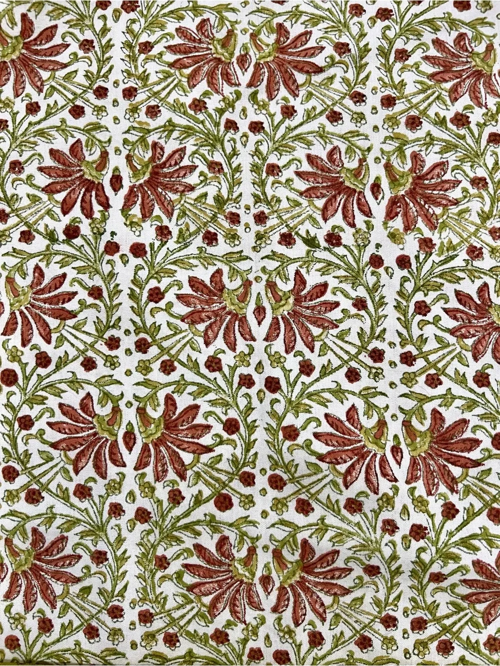Pottery Barn 18” GARDEN FLORAL Pillow Cover  Off White W/ Sage Green & Muted Red